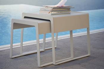 Cane-line Chill-Out Sidetable