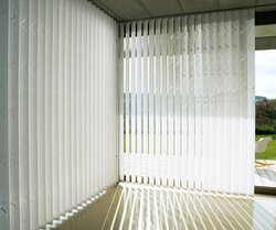 Création Baumann Vertikallamellen