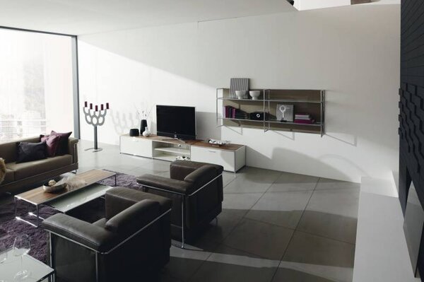 Dauphin Home