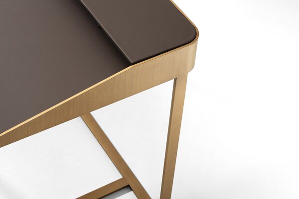 Frag Twain Schreibtisch