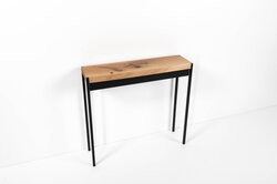 IGN. Stick Konsolentisch