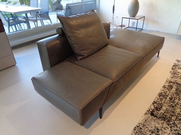 Jori Longueville - JR-8180