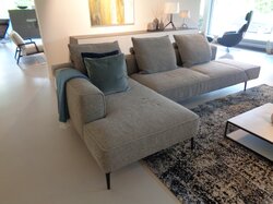Jori Longueville - JR-8180